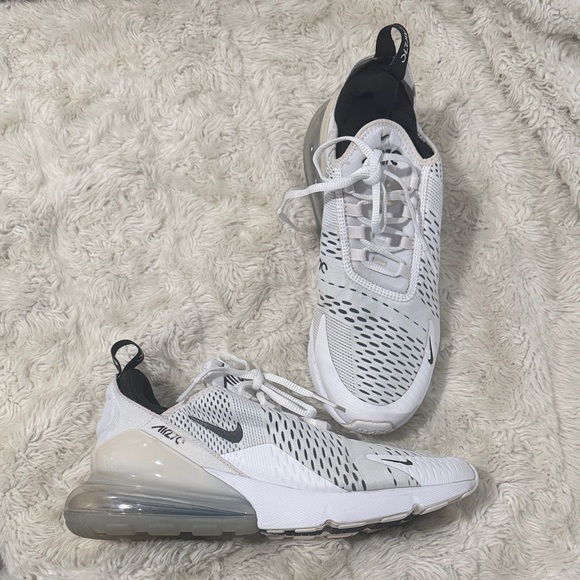 Nike Air Max 270 white and black running sneakers women’s size 11 - Picture 2 of 5